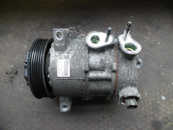 Gebrauchte Klimapumpe Dodge Avenger (JS) 2.0 CRD 16V Preis auf Anfrage angeboten von Autodemontage Joko B.V.