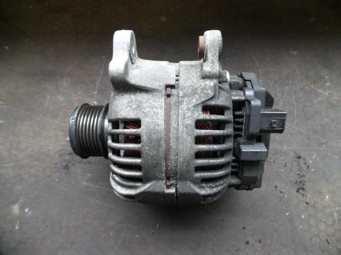 Usagé Dynamo Dodge Avenger (JS) 2.0 CRD 16V Prix sur demande proposé par Autodemontage Joko B.V.