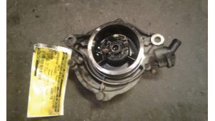Used Vacuum pump (diesel) BMW 3 serie (E46/4) 320d 16V Price on request offered by Autodemontage Joko B.V.
