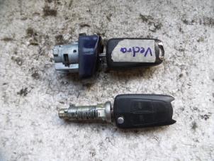 Used Ignition lock + key Opel Vectra C Caravan 2.2 DIG 16V Price on request offered by Autodemontage Joko B.V.