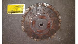 Used Clutch kit (complete) Opel Corsa D 1.4 16V Twinport Price on request offered by Autodemontage Joko B.V.