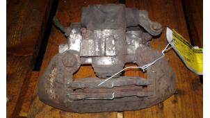 Used Rear brake calliper, left Renault R5 Price on request offered by Autodemontage Joko B.V.
