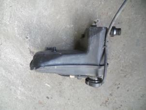 Used Expansion vessel BMW 3 serie (E46/2) M3 3.2 24V Price on request offered by Autodemontage Joko B.V.