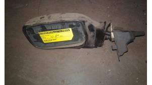 Used Wing mirror, left Volvo 244 Price on request offered by Autodemontage Joko B.V.