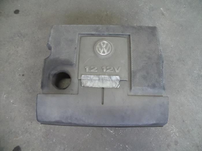 Used Air box Volkswagen Polo IV (9N1/2/3) 1.2 12V Price on request offered by Autodemontage Joko B.V.