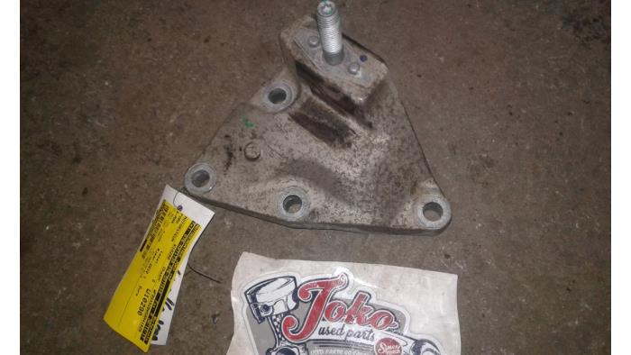 Used Engine mount Ford S-Max (GBW) 2.0 TDCi 16V 140 Price on request offered by Autodemontage Joko B.V.