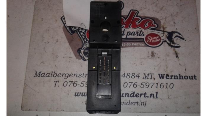 Used On-board computer controller Saab 900 II 2.0 i,Si 16V Price on request offered by Autodemontage Joko B.V.