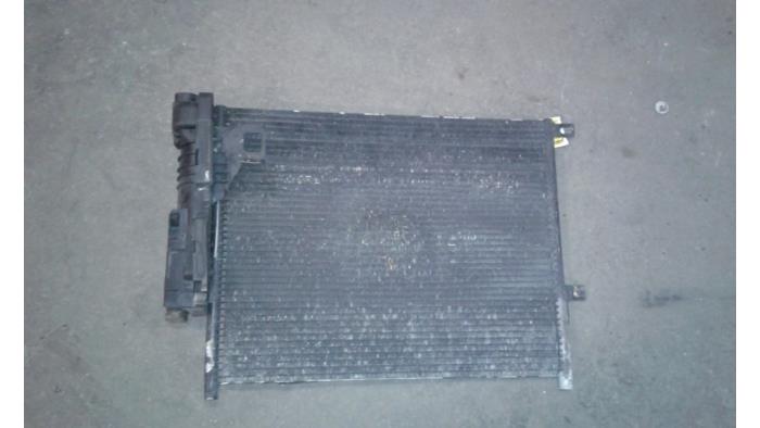 Klima Kondensor van een BMW 3 serie (E46/2) 318 Ci 16V 2002
