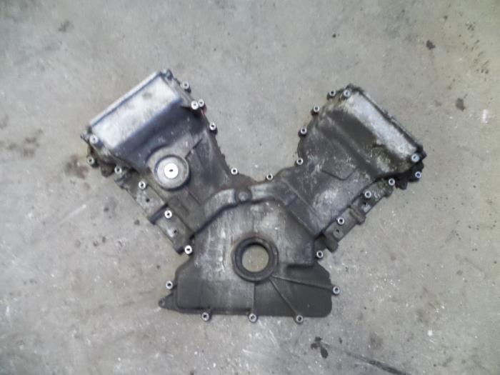 Usagé Couvercle de distribution Jaguar S-type (X200) 4.0 V8 32V Prix sur demande proposé par Autodemontage Joko B.V.