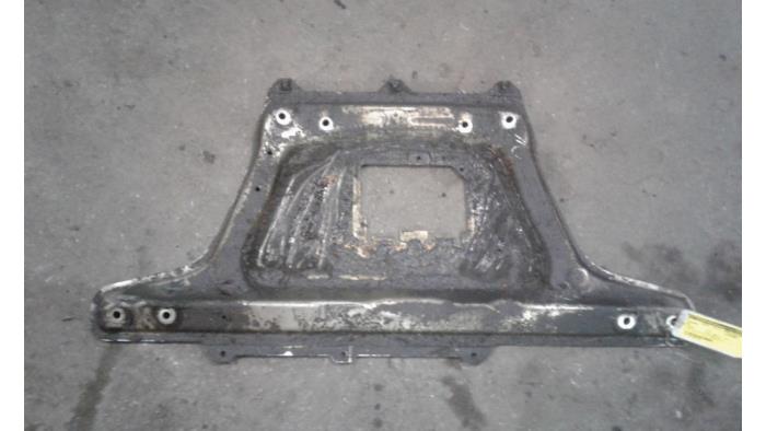 Usagé Faux châssis BMW 3 serie (E46/2) 318 Ci 16V Prix sur demande proposé par Autodemontage Joko B.V.