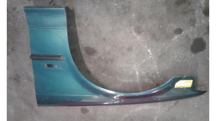 Front wing, left from a BMW 3-Serie 1993