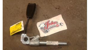 Used Seatbelt tensioner, left Opel Corsa D 1.2 16V Price on request offered by Autodemontage Joko B.V.