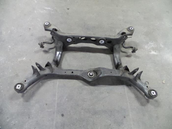 Subframes with part number 8R0505235 stock | ProxyParts.com