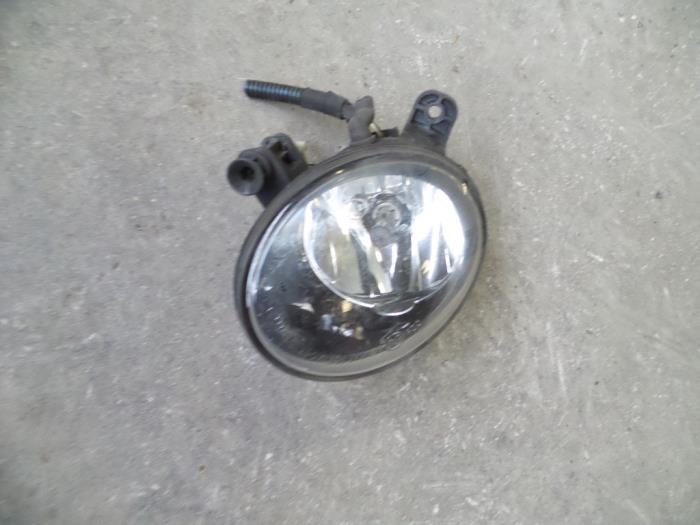 Używane Halogen prawy Audi Q5 (8RB) 2.0 TFSI 16V Quattro Cena na żądanie oferowane przez Autodemontage Joko B.V.