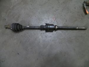 Used Front drive shaft, right Peugeot 405 Price on request offered by Autodemontage Joko B.V.