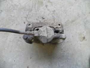 Used Front brake calliper, right Renault Kangoo (KC) 1.9 dCi 4x4 Price on request offered by Autodemontage Joko B.V.