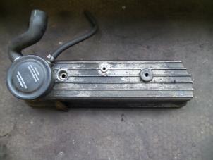 Used Rocker cover Volkswagen Lupo (6X1) 1.0 MPi 50 Price on request offered by Autodemontage Joko B.V.