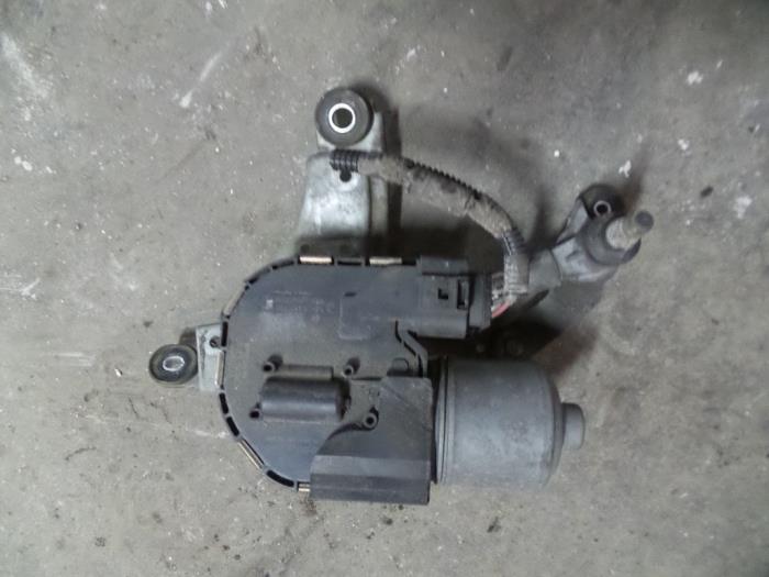 Front wiper motor from a Ford S-Max (GBW) 2.0 TDCi 16V 140 2006