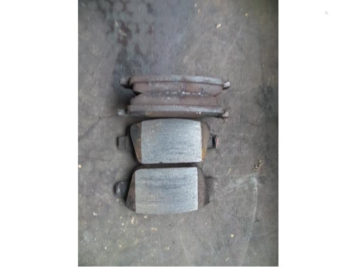 Rear brake pad from a Ford S-Max (GBW) 2.0 TDCi 16V 140 2006