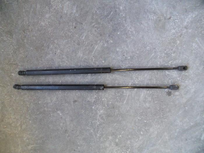 Rear gas strut, left from a Ford S-Max (GBW) 2.0 TDCi 16V 140 2006