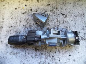 Used Ignition lock + key Ford S-Max (GBW) 2.0 TDCi 16V 140 Price on request offered by Autodemontage Joko B.V.