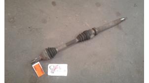 Usados Eje de transmisión derecha delante Ford Focus 1 1.8 TDdi Precio de solicitud ofrecido por Autodemontage Joko B.V.