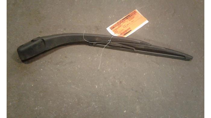 dodge nitro rear wiper arm