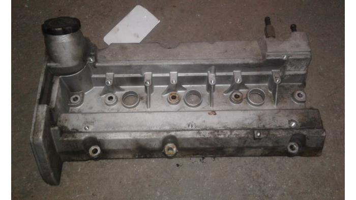 Gebrauchte Ventildeckel Kia Sorento I (JC) 3.5 V6 24V Preis auf Anfrage angeboten von Autodemontage Joko B.V.