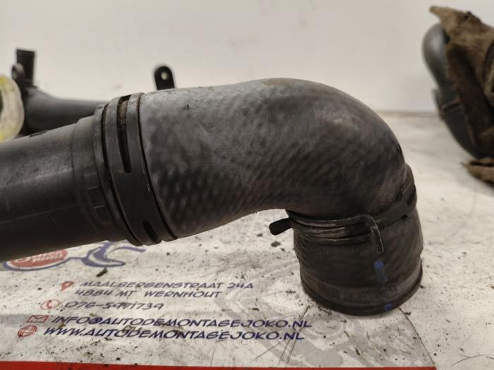 Intercooler Rohr van een Seat Ibiza III (6L1) 1.9 TDI 100 2002