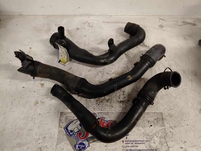 Intercooler Rohr van een Seat Ibiza III (6L1) 1.9 TDI 100 2002