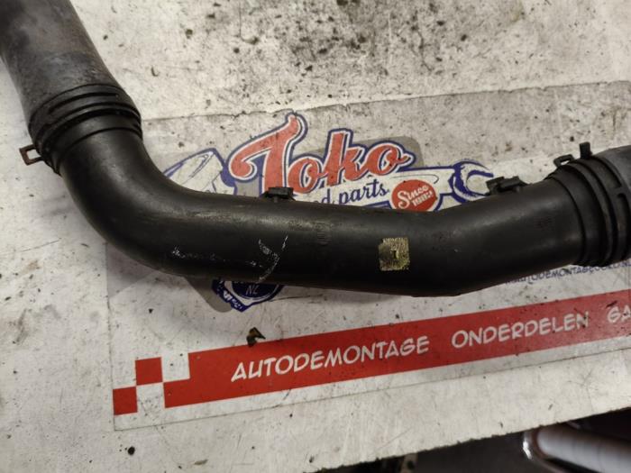 Intercooler Rohr van een Seat Ibiza III (6L1) 1.9 TDI 100 2002