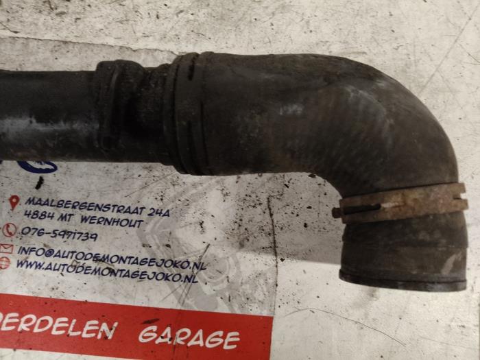 Intercooler Rohr van een Seat Ibiza III (6L1) 1.9 TDI 100 2002