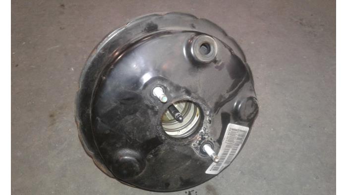 Used Brake servo Dodge Nitro 3.7 STX V6 4x4 Autom. Price on request offered by Autodemontage Joko B.V.