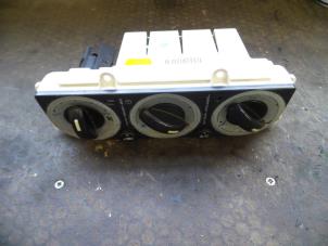 Usados Panel de control de calefacción Ford Mondeo III 2.0 16V Precio de solicitud ofrecido por Autodemontage Joko B.V.