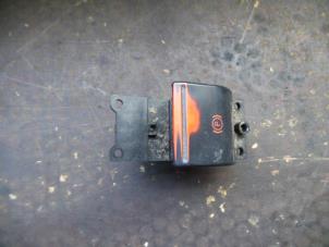 Used Parking brake switch Ford Focus C-Max 1.6 TDCi 16V Price on request offered by Autodemontage Joko B.V.