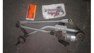 Used Wiper mechanism Ford Fusion 1.4 16V Price on request offered by Autodemontage Joko B.V.