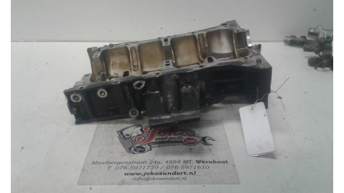 Used Engine crankcase Mitsubishi Outlander (GF/GG) 2.0 16V PHEV 4x4 Price on request offered by Autodemontage Joko B.V.