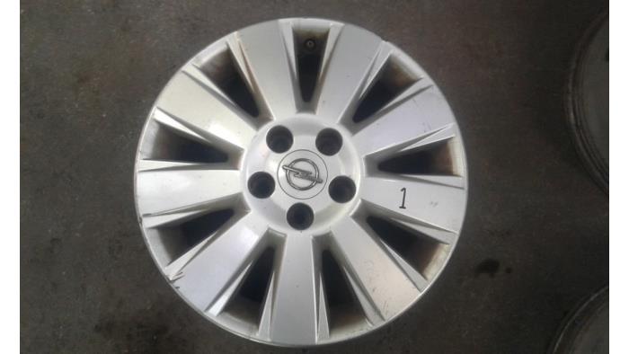 Używane Obrecz Opel Vectra C GTS 2.2 16V Cena na żądanie oferowane przez Autodemontage Joko B.V.