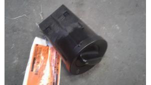 Used Light switch Volkswagen Passat Price on request offered by Autodemontage Joko B.V.