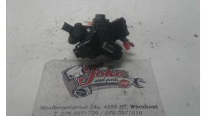 Used Mechanical fuel pump Opel Astra H SW (L35) 1.3 CDTI 16V Ecotec Price on request offered by Autodemontage Joko B.V.