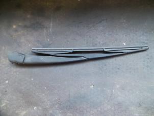 Used Rear wiper arm Kia Picanto (BA) 1.1 12V Price on request offered by Autodemontage Joko B.V.