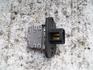 Used Heater resistor Kia Picanto (BA) 1.1 12V Price on request offered by Autodemontage Joko B.V.