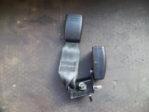 Usagé Insertion ceinture de sécurité arrière centre Kia Picanto (BA) 1.1 12V Prix sur demande proposé par Autodemontage Joko B.V.