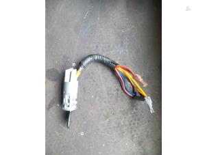 Used Ignition lock + key Fiat Scudo (220Z) 1.9 D Price on request offered by Autodemontage Joko B.V.