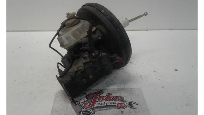 Usados Servofreno Volkswagen Golf III (1H1) 2.8 VR6 Precio de solicitud ofrecido por Autodemontage Joko B.V.