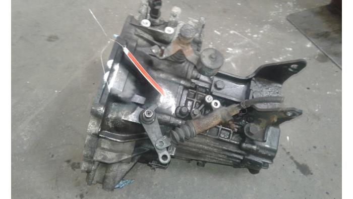 Gearbox Hyundai Matrix 1.5 CRDi 16V - J41973 D3EA J41973