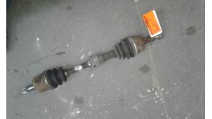 Used Front drive shaft, left Hyundai Matrix 1.5 CRDi 16V Price on request offered by Autodemontage Joko B.V.