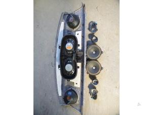 Used Speaker BMW 3 serie (E46/2) M3 3.2 24V Price on request offered by Autodemontage Joko B.V.