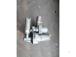 Used Electric heater valve BMW 3 serie (E46/2) M3 3.2 24V Price on request offered by Autodemontage Joko B.V.