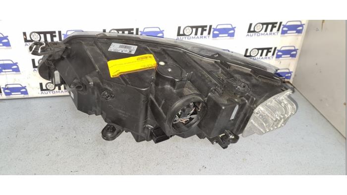 Scheinwerfer rechts Seat Ateca - Automarkt Lotfi | ProxyParts.de 